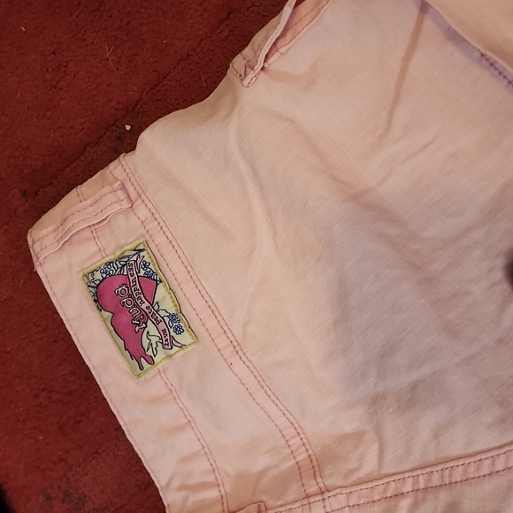 Shorts - Picture 2 of 3